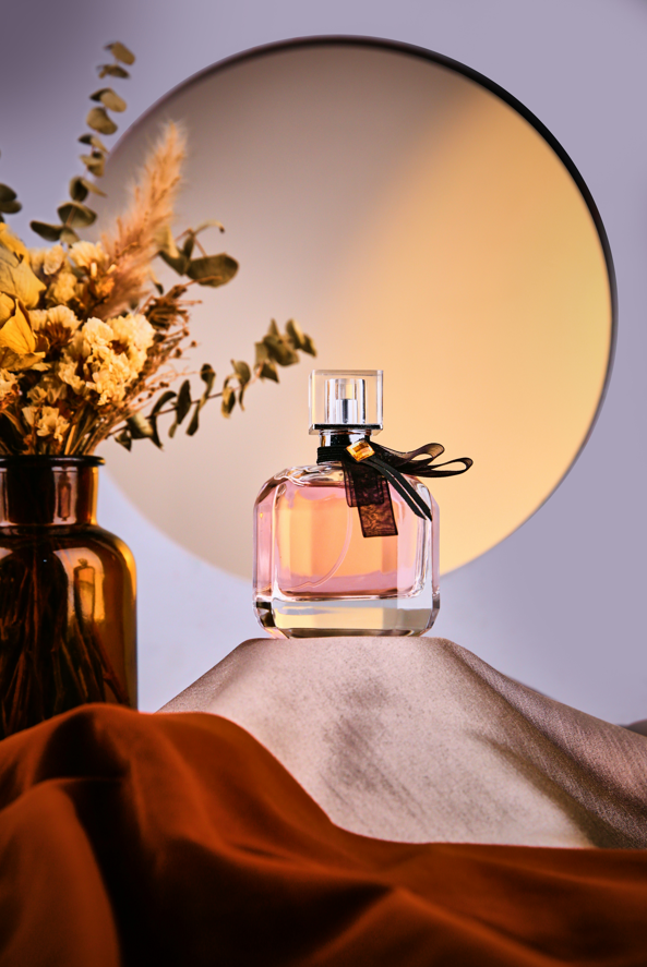 Offrir un parfum : le choix parfait pour faire plaisir